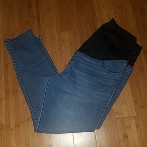 Ingrid & Isabel Maternity Jegging